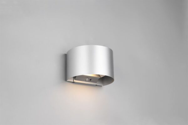 Επιτοίχιο Φωτιστικό Βεράντας Trio Lighting SMD LED 10W 3000K IP44 Αισθητήρας Φωτός Ανιχνευτής Κίνησης Επαναφορτιζόμενο Χρώματος Τιτάνιο – R27769187
