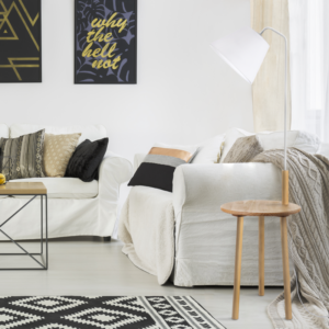 ACA DECOR   – Επιδαπέδιο Φωτιστικό 1ΧΕ27 Ξύλο + Μαύρο Μέταλλο+Αμπαζούρ Φ40Χ140cm
