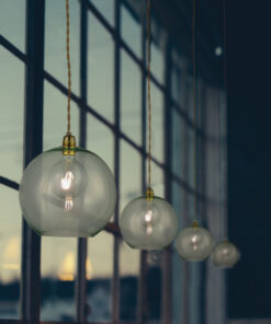 Κρεμαστό Φωτιστικό 1ΧΕ27 Κεχριμπάρι Γυαλί Φ200 Χρυσή Ανάρτηση ACA DECOR – V3643320AM