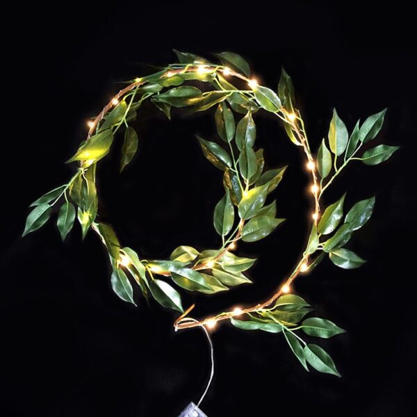 CHRISTMAS WREATH ΣΤΕΦΑΝΙ ΜΕ ΠΡΑΣΙΝΑ ΦΥΛΛΑ 30 MINI LED ΛΑΜΠΑΚ ΜΕ ΚΑΛΩΔΧΑΛΚΟΥ&ΜΠΑΤΑΡ.(3xAA)ΘΕΡΜΟ  ACA - XWGLEAF302A