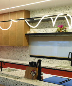 ΚΡΕΜΑΣΤΟ ΦΩΤΙΣΤΙΚΟ LED 60W 3000K 3300LM KYMA ΜΑΥΡΟ ΜΕΤΑΛΛΙΚΟ IP20 190Χ6XΗ215CM ACA – ZM36LEDP190BK