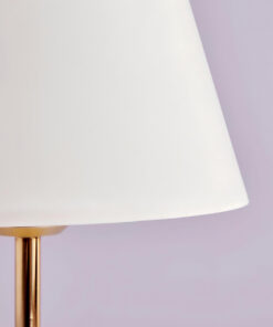 GloboStar® GLOSSY 204-0071 Μοντέρνο Eπιτραπέζιο Φωτιστικό Μονόφωτο 1 x E27 IP20 Χρυσό Μέταλλο με Λευκό Ύφασμα – Μ22 x Π22 x Υ37cm