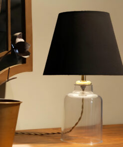 GloboStar® TRANS 204-0054 Μοντέρνο Eπιτραπέζιο Φωτιστικό Μονόφωτο 1 x E27 IP20 Διάφανο Πλαστικό με Μαύρο Ύφασμα – Μ22 x Π22 x Υ14cm