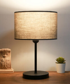 GloboStar® LARA 204-0076 Μοντέρνο Eπιτραπέζιο Φωτιστικό Μονόφωτο 1 x E27 IP20 Μαύρο Μέταλλο με Γκρι Ύφασμα – Μ24 x Π24 x Υ35cm