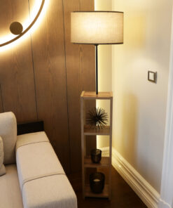 GloboStar® WOODO 204-0050 Μοντέρνο Eπιδαπέδιο Φωτιστικό Μονόφωτο 1 x E27 IP20 Μπεζ Ξύλο με Μπεζ Ύφασμα – Μ38 x Π38 x Υ150cm