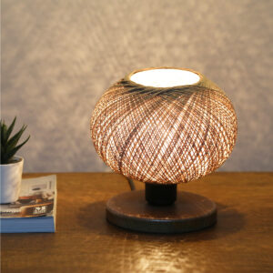 GloboStar® BOWL 204-0087 Μοντέρνο Eπιτραπέζιο Φωτιστικό Μονόφωτο 1 x E27 IP20 Καφέ Ξύλο με Μπεζ Σνοινί – Μ19 x Π19 x Υ22cm