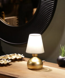 GloboStar® SWEET 204-0061 Μοντέρνο Eπιτραπέζιο Φωτιστικό Μονόφωτο 1 x E27 IP20 Χρυσό Μέταλλο με Μπεζ Ύφασμα – Μ13 x Π13 x Υ25cm