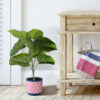 GloboStar® Artificial Garden BOMBAY 20521 Διακοσμητικό Κεραμικό Κασπώ Γλάστρα – Flower Pot Ροζ με Λευκό και Μπλε Φ14.5 x Υ13cm