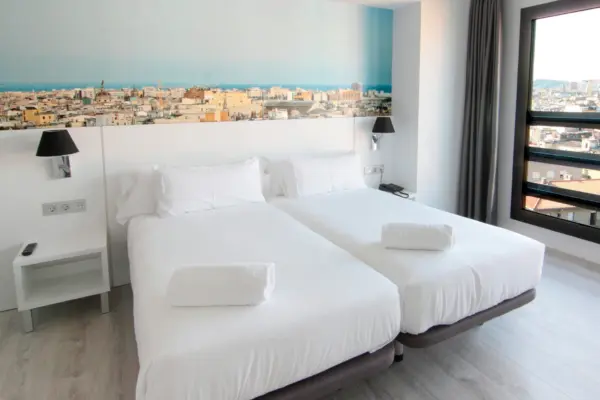 Faro Barcelona MOMA-1 Επιτοίχιο Φωτιστικό Μαύρου Χρώματος 1XE27 60W- 68505