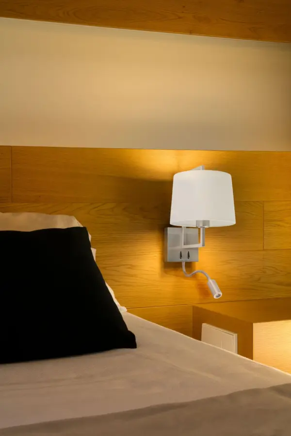 Faro Barcelona FRAME Επιτοίχιο Φωτιστικό, Νίκελ-Μπεζ Χρώματος, με LED Αναγνώστη  – 20172-02