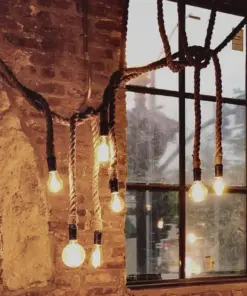 Κρεμαστά Φωτιστικά με Σχοινί