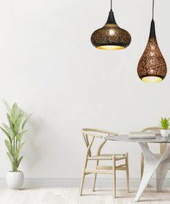 GloboStar® JANIS 01590 Μοντέρνο Κρεμαστό Φωτιστικό Οροφής Μονόφωτο 1 x E27 Μαύρο – Χρυσό Μεταλλικό Καμπάνα Φ30 x Υ30cm