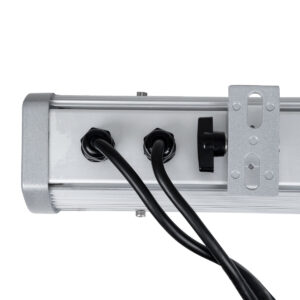 GloboStar® WASHER-DAIA S-90995 Μπάρα Φωτισμού Wall Washer LED 54W 5400lm 30° AC 230V Αδιάβροχο IP65 Μ100 x Π7.5 x Υ7cm Πολύχρωμο RGB DMX512 Display on Body – Ασημί