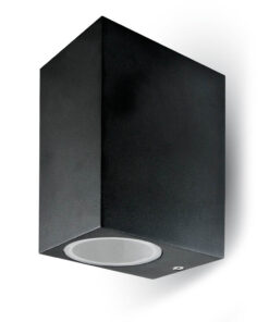 Μαύρο τετράγωνο φωτιστικό τοίχου, μοντέρνος σχεδιασμός για εξωτερικό χώρο. Μινιμαλιστικό στυλ, αδιάβροχο.