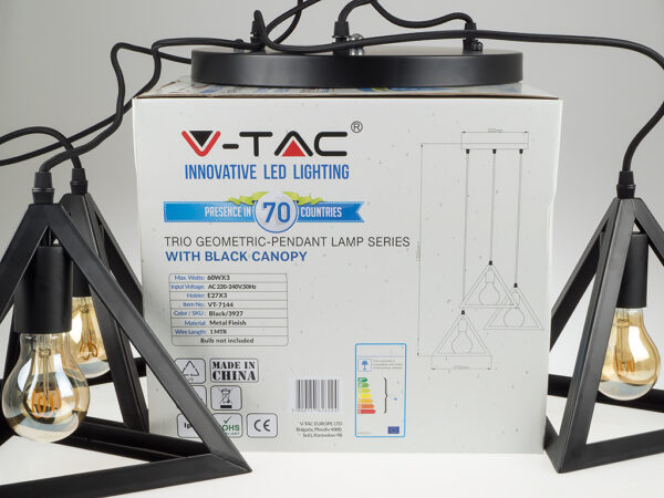 Γεωμετρικό φωτιστικό κρεμαστό V-TAC, τρίφωτο μαύρο, βάση E27, μέγιστη ισχύς 60W.