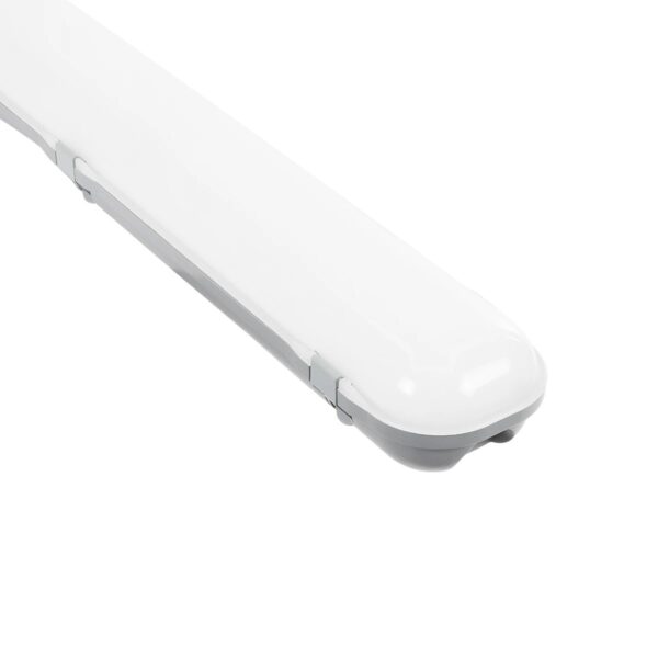 GLOBOSTAR® EMERGANO 60180 120cm Γραμμικό Βιομηχανικό Φωτιστικό Tri-Proof Τεχνολογίας Emergency με Ενσωματωμένη Μπαταρία Li-Ion 3.7V 5000mAH & Αυτονομία 3 Ώρες LED 48W 5760lm 120° AC 220-240V Αδιάβροχο IP65 Ψυχρό Λευκό 6000K – LUMILEDs SMD Chip & TÜV SÜD Driver – Γκρι με Γαλακτερό Κάλυμμα Πλαστικό PC – Μ120 x Π10.5 x Υ8cm – 5 Χρόνια Εγγύση