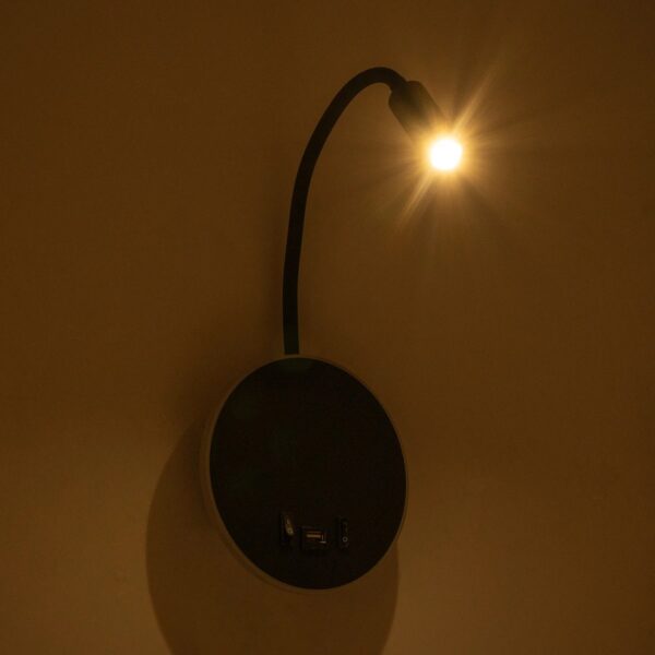 GloboStar® GOOSE 61695 Φωτιστικό Τοίχου – Απλίκα LED 6W 600lm 36° AC 220-240V IP20 – Reading Light & 360° Κρυφός Φωτισμός – Φορτιστής USB 3A – Θερμό Λευκό 2700K Μαύρο – Μ15.5 x Π22.5 x Υ30cm – 5 Xρόνια Εγγύηση