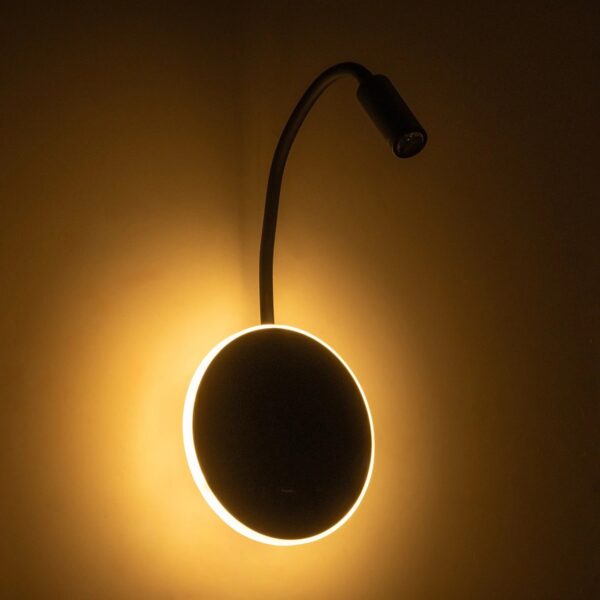 GloboStar® GOOSE 61695 Φωτιστικό Τοίχου – Απλίκα LED 6W 600lm 36° AC 220-240V IP20 – Reading Light & 360° Κρυφός Φωτισμός – Φορτιστής USB 3A – Θερμό Λευκό 2700K Μαύρο – Μ15.5 x Π22.5 x Υ30cm – 5 Xρόνια Εγγύηση