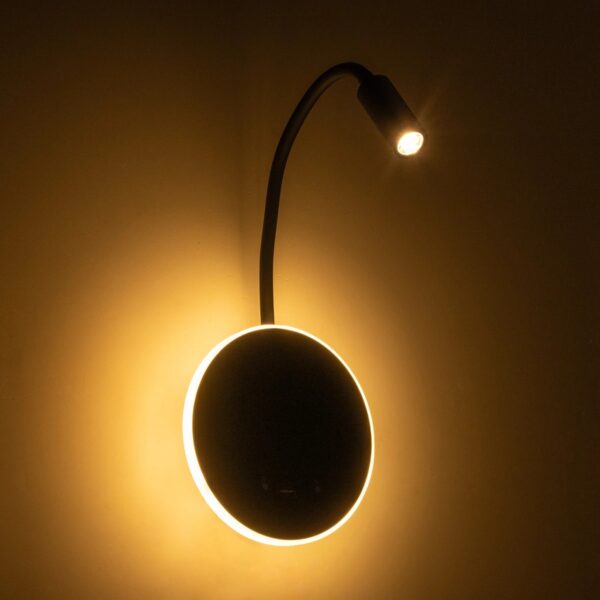 GloboStar® GOOSE 61695 Φωτιστικό Τοίχου – Απλίκα LED 6W 600lm 36° AC 220-240V IP20 – Reading Light & 360° Κρυφός Φωτισμός – Φορτιστής USB 3A – Θερμό Λευκό 2700K Μαύρο – Μ15.5 x Π22.5 x Υ30cm – 5 Xρόνια Εγγύηση