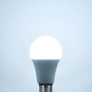 Έξυπνη λάμπα LED A60  2xE27 9,2W + remote control ρυθμιζόμενο λευκό 2700-6500Κ + RGB Lutec Connect – 1-T8731002316