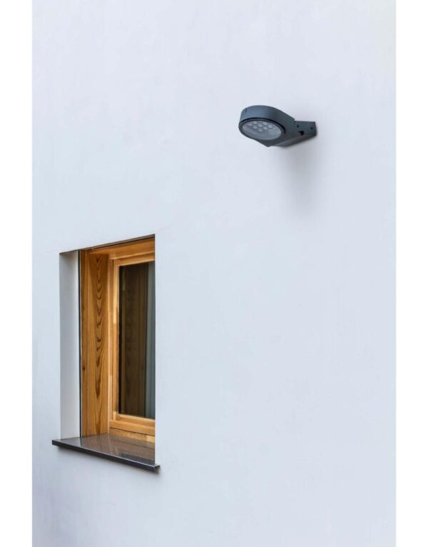 MUUR 210 PROJ. DARK GREY LED 21W 3000K 36D – 1-FR71770