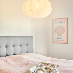 Aeron 60 | Pendant | White – 1-NR2312173001