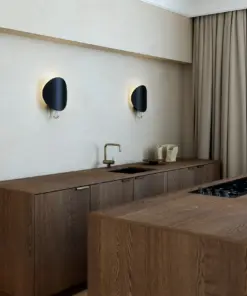 Spargo | Wall light | Black/Brass – 1-NR2320361003