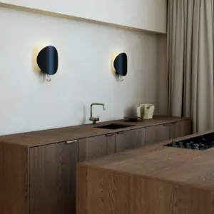 Spargo | Wall light | Black/Brass – 1-NR2320361003