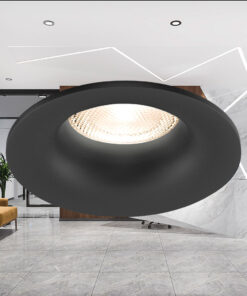 BRY-TETRA-D-RND-BLC-SPOTLIGHT – BH03-04051