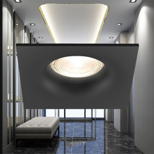 BRY-TETRA-D-SQR-BLC-SPOTLIGHT – BH03-04041