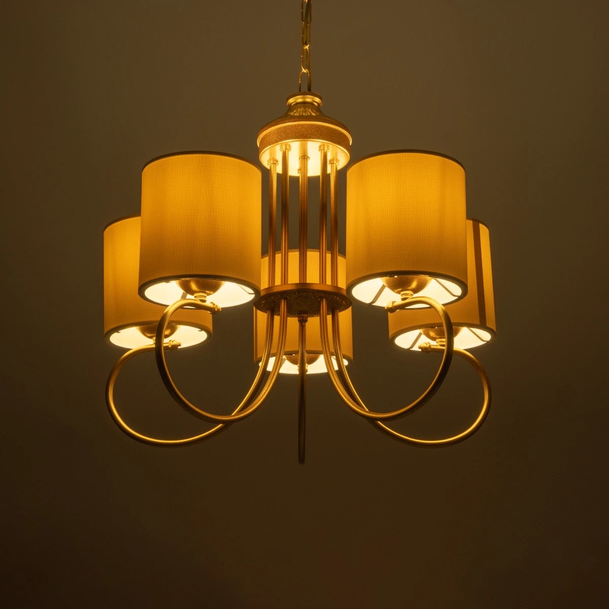 GLOBOSTAR® TRITON 203-0254 Vintage Κρεμαστό Φωτιστικό Οροφής με Ντουί 5 x E27 AC 220-240V IP20 – Χρυσό & Μπεζ – Μ50 x Π50 x Υ48cm