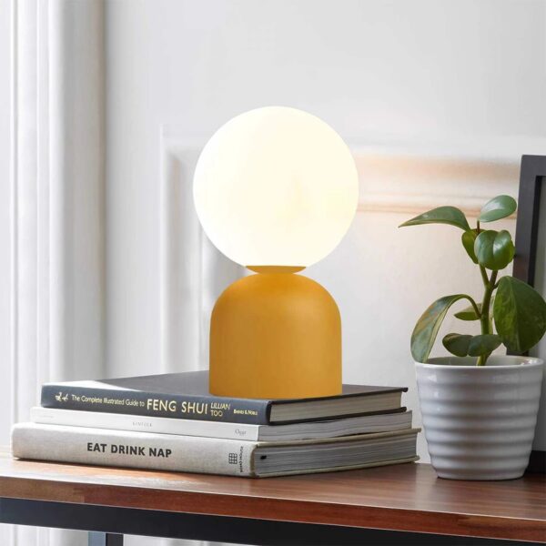 GloboStar® MAGIC 204-0131 Μοντέρνο Eπιτραπέζιο Φωτιστικό Μονόφωτο 1 x E14 IP20 Κίτρινο Μέταλλο με Λευκό Γυαλί – Μ13 x Π13 x Υ28cm