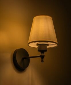 GloboStar® ELEGANTE 204-0186 Μοντέρνο Φωτιστικό Τοίχου Απλίκα Μονόφωτο 1 x E27 AC 220-240V IP20 Μπεζ & Μαύρο – Μ14 x Π14 x Υ26cm