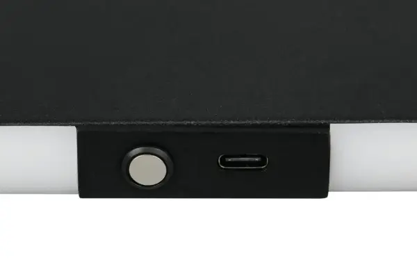 257610132_4
