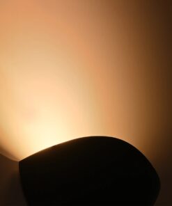 GLOBOSTAR® SELENE 60674 Μοντέρνο Φωτιστικό Τοίχου – Απλίκα LED 5W 625lm 90° AC 220-240V Αδιάβροχο IP65 Θερμό Λευκό 2700K – Bridgelux COB Chip & TÜV SÜD Driver – Μαύρο Ματ – Μ20 x Π9 x Υ12cm – 5 Χρόνια Εγγύηση