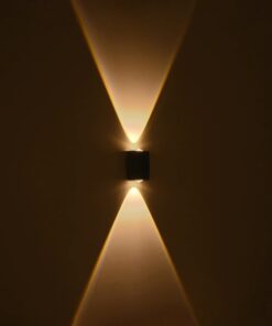 GLOBOSTAR® HIKARI 60685 Μοντέρνο Φωτιστικό Τοίχου – Απλίκα LED 4W 500lm 30° AC 220-240V Αδιάβροχο IP65 Θερμό Λευκό 2700K – CREE XPE Chip & TÜV SÜD Driver – Μαύρο Ματ – Μ6 x Π4 x Υ10.5cm – 5 Χρόνια Εγγύηση