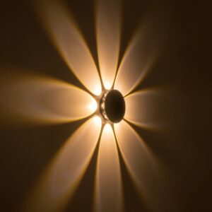 GLOBOSTAR® SOL 60796 Μοντέρνο Φωτιστικό Τοίχου – Απλίκα LED 16W 2000lm 30° AC 220-240V Αδιάβροχο IP65 Θερμό Λευκό 2700K – CREE XPE Chip & TÜV SÜD Driver – Μαύρο Ματ – Μ16 x Π5.5 x Υ16cm – 5 Χρόνια Εγγύηση