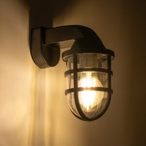 GLOBOSTAR® AGRE 61711 Φωτιστικό Τοίχου – Απλίκα Κήπου με Ντουί 1 x E27 AC 220-240V Αδιάβροχο IP65 – Μάυρο – Μ18 x Π11.5 x Υ22cm