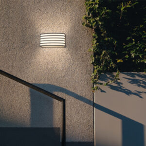 ΑΠΛΙΚΑ ΤΟΙΧΟΥ ΟΒΑΛ Ε27 200X100X90mm ΜΑΥΡΟ ARTE ILLUMINA EUROLAMP – 145-20240