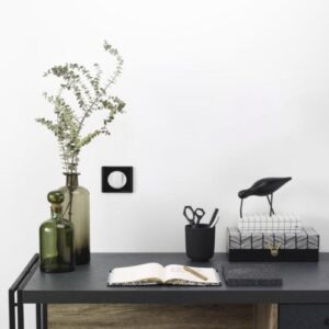 CELIANE ΠΛΑΙΣΙΟ MEM 1Θ BLACK GLOSS LEGRAND – 066681