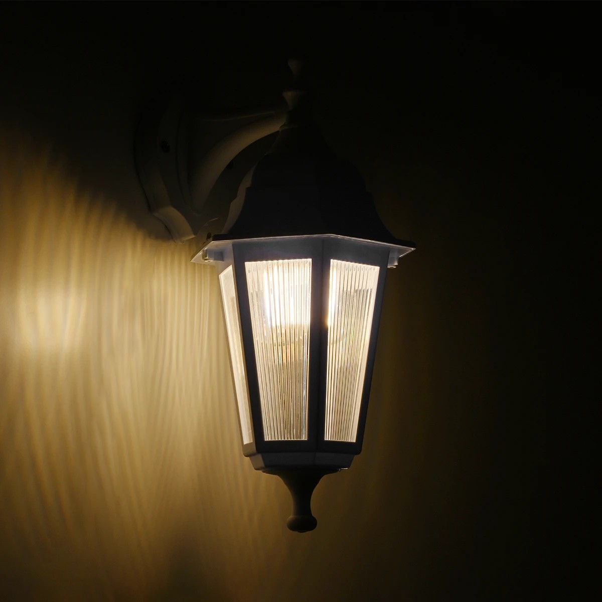 GLOBOSTAR® VITRO 203-0201 Vintage Φωτιστικό Τοίχου – Απλίκα με Ντουί 1 x E27 AC 220-240V IP44 – Λευκό – Μ17 x Π20 x Υ36cm