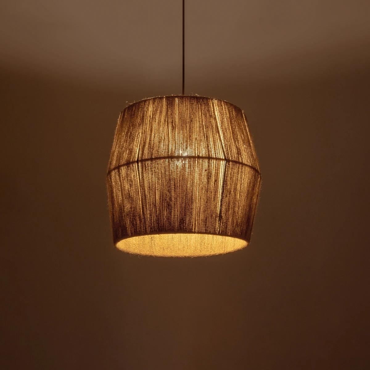 GLOBOSTAR® CONE 205-0057 Boho Κρεμαστό Φωτιστικό Οροφής με Ντουί 1 x E27 AC 220-240V IP20 – Μπεζ – M38 x Π38 x Υ34cm