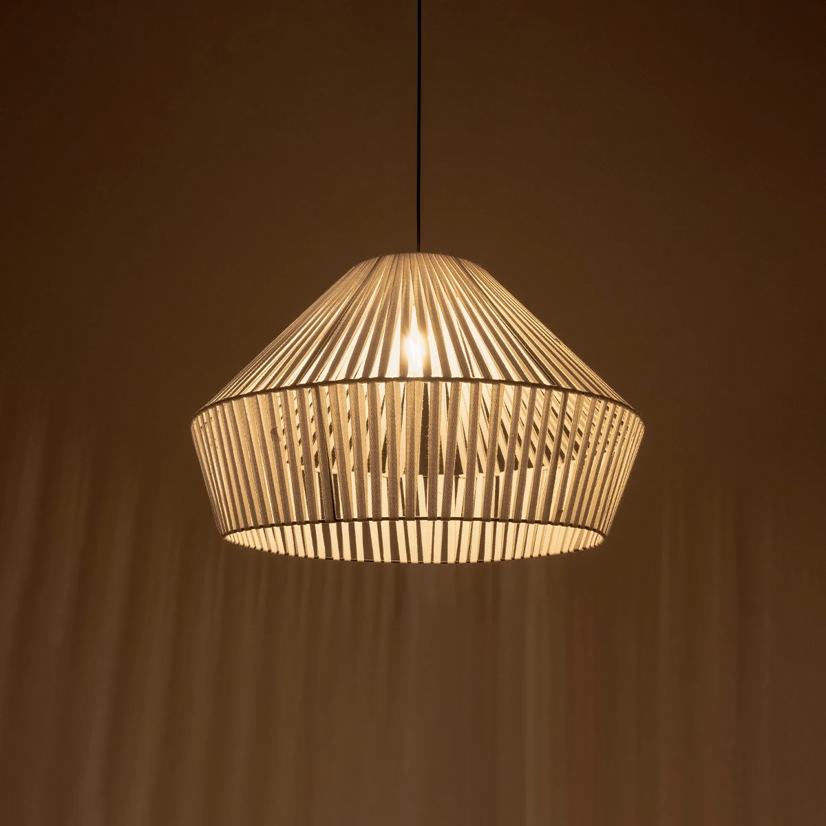 GLOBOSTAR® NUI 205-0064 Boho Κρεμαστό Φωτιστικό Οροφής με Ντουί 1 x E27 AC 220-240V IP20 – Λευκό – M60 x Π60 x Υ41cm