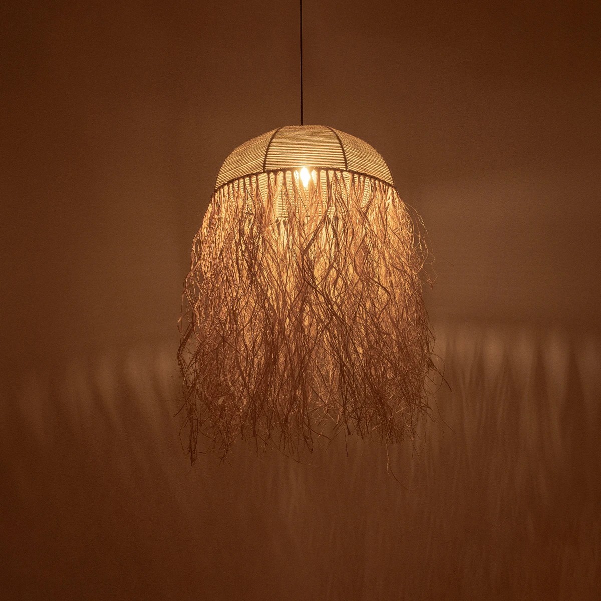 GLOBOSTAR® PLUVIA 205-0080 Boho Κρεμαστό Φωτιστικό Οροφής με Ντουί 1 x E27 AC 220-240V IP20 – Μπεζ – M50 x Π50 x Υ80cm