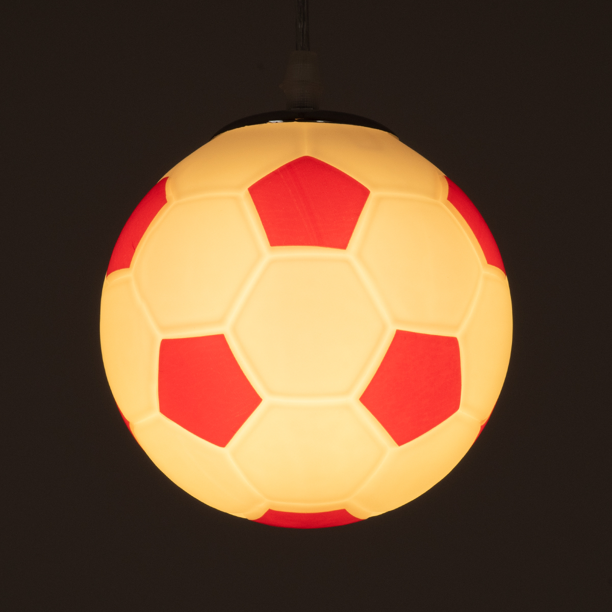 GLOBOSTAR® FOOTBALL 00642 Παιδικό Κρεμαστό Φωτιστικό Οροφής με Ντουί 1 x E27 AC 220-240V IP20 - Λευκό & Κόκκινο - Μ15 x Π15 x Y18cm - Image 3