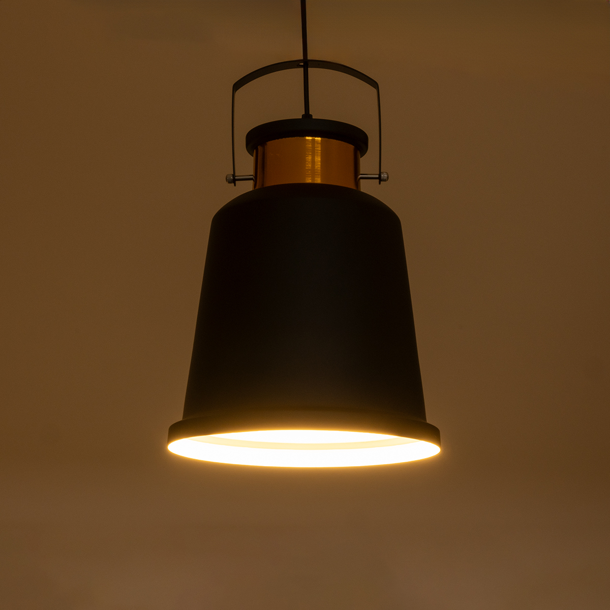 GLOBOSTAR® NUNZIATA 01236 Vintage Κρεμαστό Φωτιστικό Οροφής με Ντουί 1 x E27 AC 220-240V IP20 - Μαύρο & Χρυσό - Μ26 x Π26 x Υ40cm - Image 3