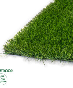 GloboStar® Artificial Garden SUMMER GRASS 20150 Τεχνητό Συνθετικός Χλοοτάπητας Διακοσμητικό Γρασίδι - Γκαζόν για Ανάπλαση Κήπου - με Πλάτος 2m και Ύψος Πέλους 35mm Μ100 x Π200 x Υ3.5cm (Πωλείται ανά 2τ.μ.) Εξωτερικού Χώρου IP68 UV Certified Protection