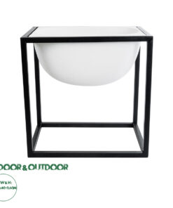 GloboStar® Artificial Garden FIORI 20754 Επιδαπέδιο Μεταλλικό Τσιμεντένιο Κασπώ Γλάστρα - Flower Pot Λευκό με Μαύρο Μ60 x Π40 x Υ60cm