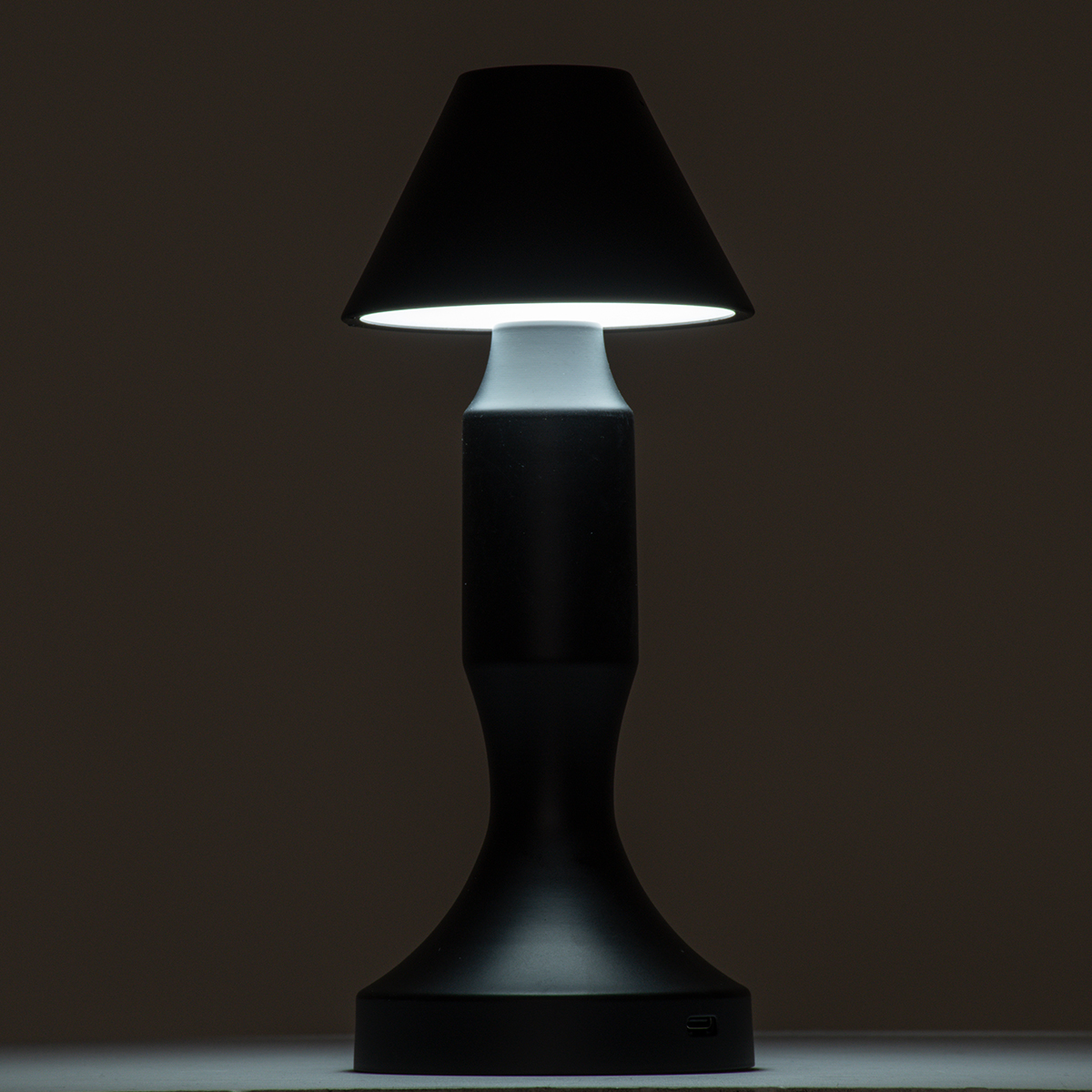 GloboStar® LUNNA 76478 Επαναφορτιζόμενο Επιτραπέζιο Φωτιστικό Πορτατίφ LED 1.5W 105lm 120° DC 5V IP44 CCT Ultra Θερμό 1500K - Φυσικό Λευκό 4500K - Ψυχρό Λευκό 6000K Dimmable Ασημί Πλαστικό - Μ9 x Π9 x Υ23cm - 2 Χρόνια Εγγύηση - Image 11