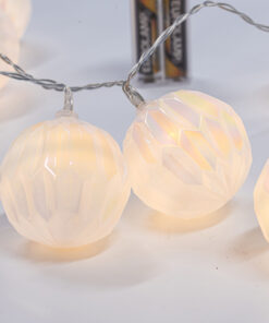 ΣΕΙΡΑ, 10 LED 5mm, ΛΕΥΚΕΣ ΑΝΑΓΛΥΦΕΣ ΜΠΑΛΕΣ, ΜΠΑΤΑΡΙΑΣ 2xAA, ΔΙΑΦΑΝΟ PVC ΚΑΛΩΔΙΟ, ΘΕΡΜΟ ΛΕΥΚΟ LED ΑΝΑ 15cm, ΠΡΟΕΚΤΑΣΗ ΠΑΡΟΧΗΣ 30cm, IP20 EUROLAMP 600-11477